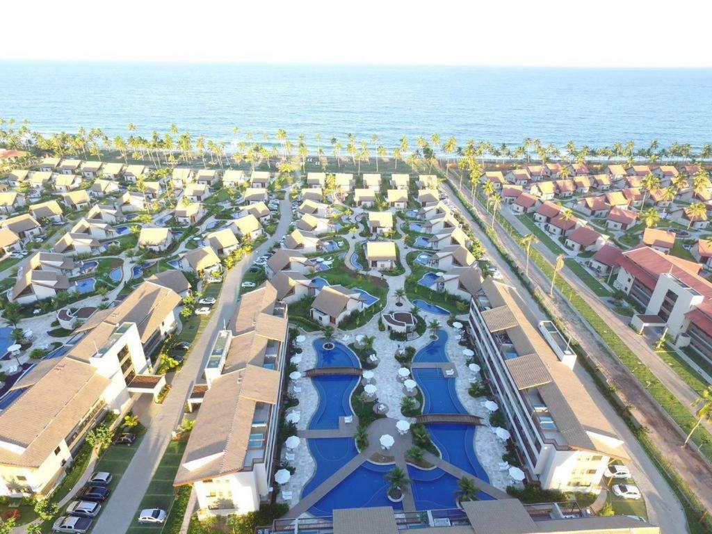 Apartamento com Vista da Piscina